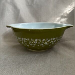 Vintage Pyrex 442 Crazy Daisy/Spring Blossom Green Floral Cinderella Bowl